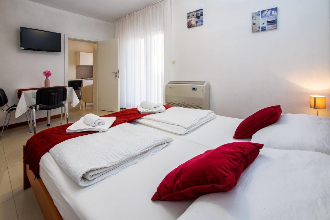 Apartments Toni 2000 بودْسْتغانا المظهر الخارجي الصورة