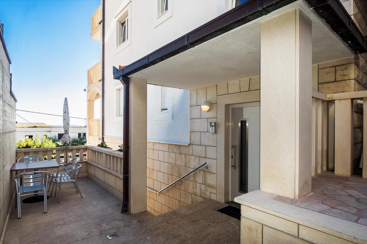 Apartments Toni 2000 بودْسْتغانا المظهر الخارجي الصورة
